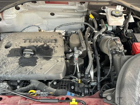Used 2025 Chevrolet TrailBlazer LT AWD/4WD image 30