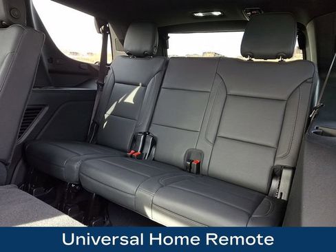 Used 2025 Chevrolet Tahoe Z71 image 15