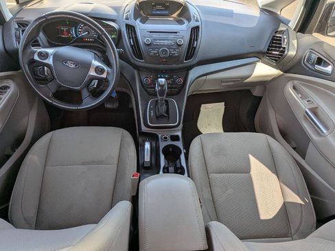 Used 2018 Ford C-MAX SE w/ Cold Weather Package FWD image 8