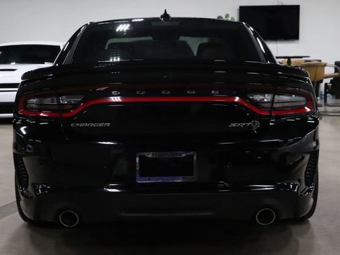 Used 2022 Dodge Charger SRT Hellcat w/ Harman/Kardon Audio Group image 4