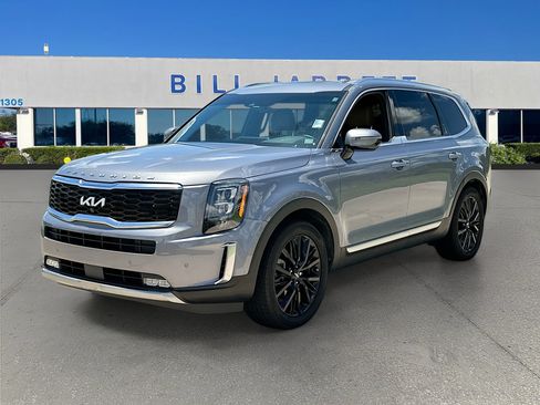 Used 2022 Kia Telluride SX w/ Towing Package FWD image 3