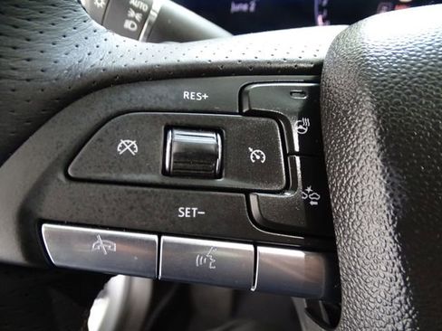 Certified 2025 Cadillac XT4 Sport AWD/4WD image 7