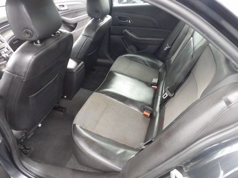 Used 2015 Chevrolet Malibu LT image 8