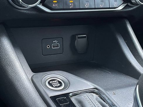 Used 2022 Nissan Sentra S FWD image 19