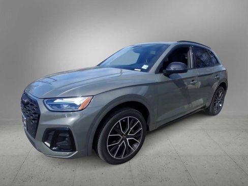 Certified 2023 Audi SQ5 Premium Plus w/ Premium Plus Package AWD/4WD image 4