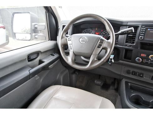 Used 2016 Nissan NV 3500 SL RWD image 8