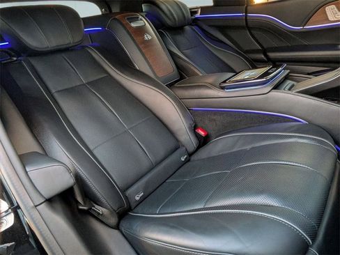 Used 2021 Mercedes-Benz Maybach GLS 600 Maybach GLS 600 image 29