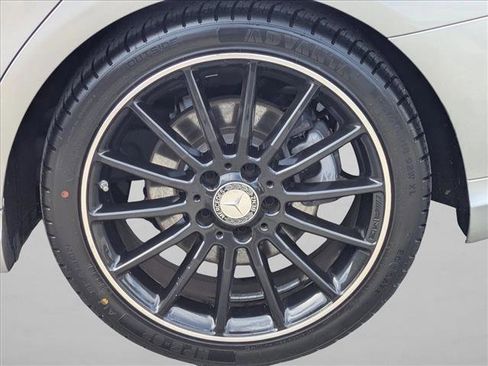 Used 2014 Mercedes-Benz CLA 250 image 24