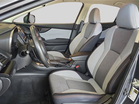 Used 2022 Subaru Crosstrek 2.0i Premium AWD/4WD image 11