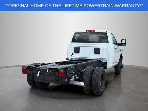 New 2026 RAM 3500 Tradesman AWD/4WD image 3