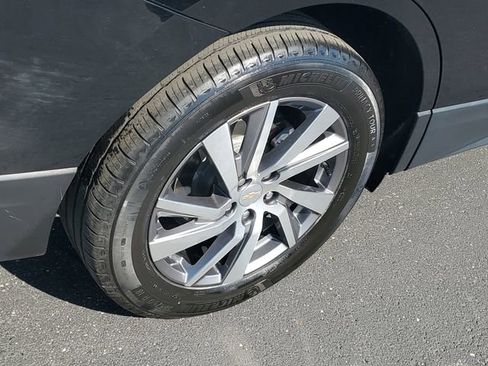 Certified 2023 Chevrolet Equinox Premier w/ LPO, Floor Liner Package image 5