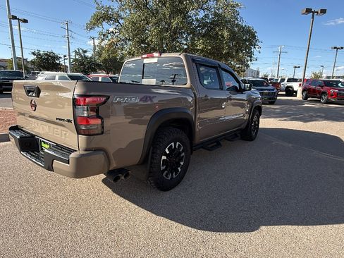 Used 2024 Nissan Frontier PRO-4X w/ Off-Road Protection Package AWD/4WD image 5
