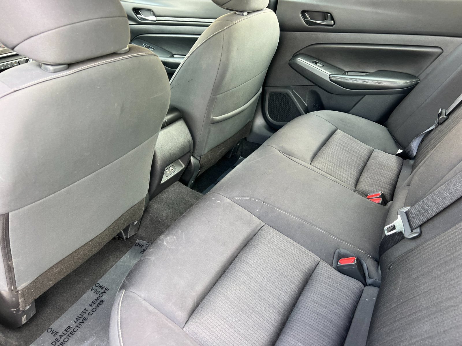 Used 2024 Nissan Altima 2.5 SV FWD image 11