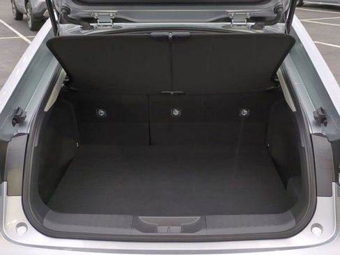 Used 2026 Toyota Prius Plug-In Hybrid image 16