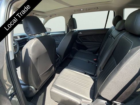 Used 2022 Volkswagen Tiguan SE FWD image 12