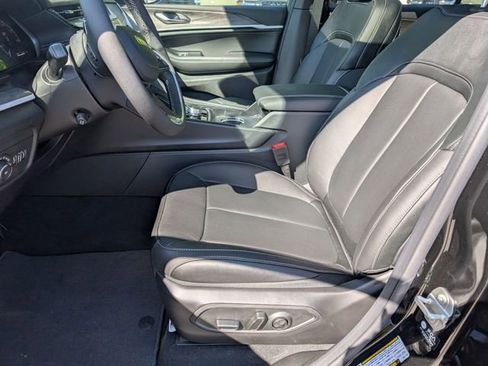 New 2026 Jeep Grand Cherokee L Limited AWD/4WD image 13