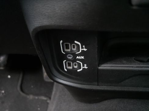 Used 2022 RAM 3500 Tradesman image 30