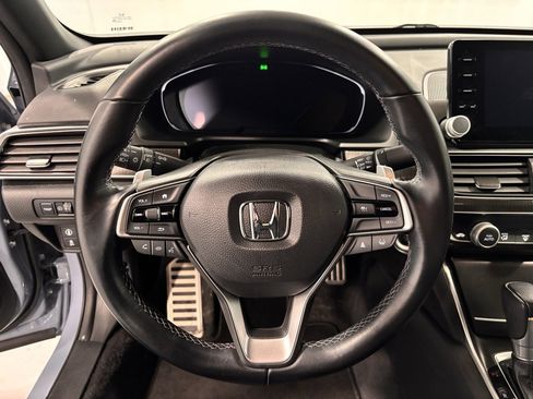Used 2022 Honda Accord Sport image 13