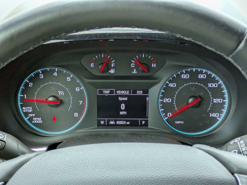 Used 2023 Chevrolet Traverse LT FWD image 27