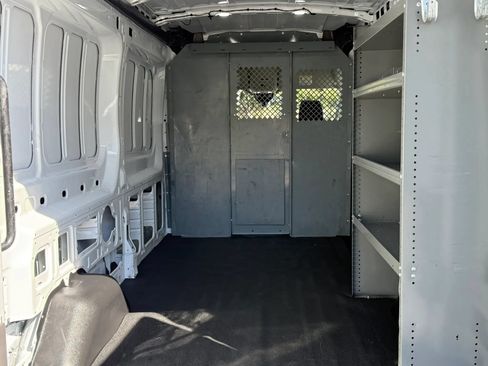 Used 2023 Ford Transit 250 Medium Roof RWD image 5