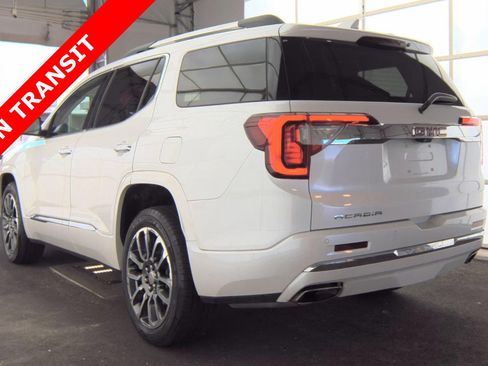 Used 2020 GMC Acadia Denali w/ Technology Package FWD image 4