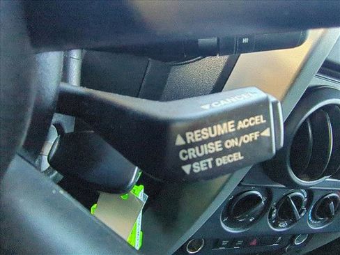 Used 2010 Jeep Wrangler Unlimited Rubicon w/ Dual Top Group image 13