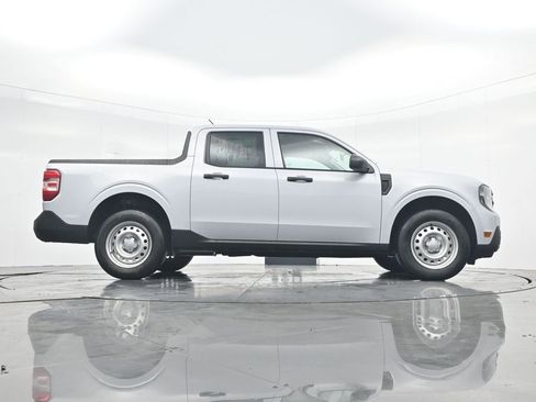 New 2025 Ford Maverick XL w/ Equipment Group 101A image 36