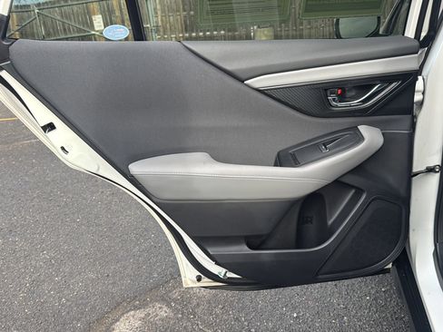 Used 2021 Subaru Outback Premium image 18