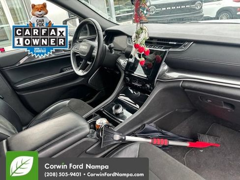 Used 2021 Jeep Grand Cherokee L Laredo AWD/4WD image 13