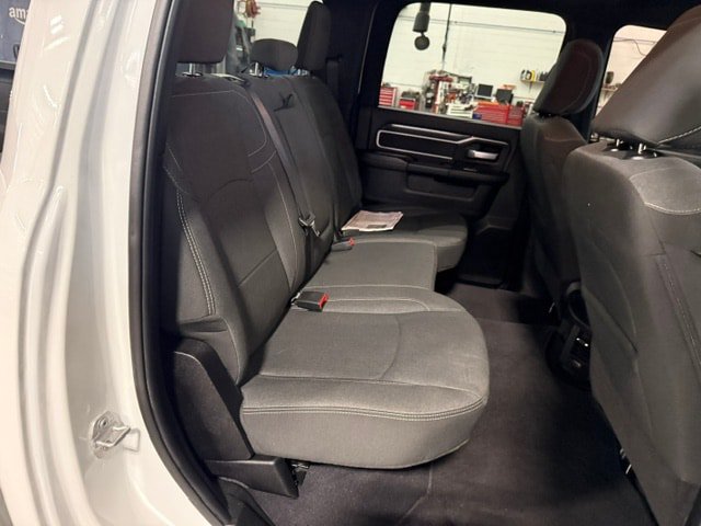 Certified 2024 RAM 2500 Big Horn w/ Night Edition AWD/4WD image 15