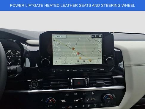 Used 2023 Nissan Pathfinder SL image 30