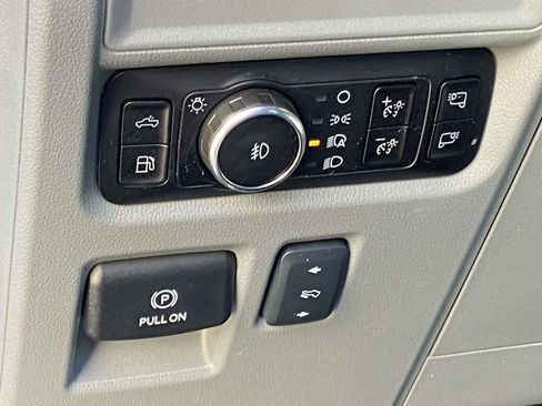 Used 2025 Ford F150 XLT w/ Equipment Group 303A High image 16