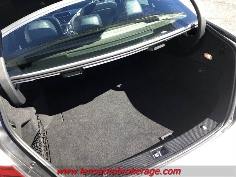 Used 2014 Mercedes-Benz C 250 Sedan image 19