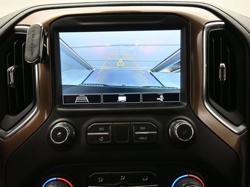 Used 2020 Chevrolet Silverado 1500 High Country image 4