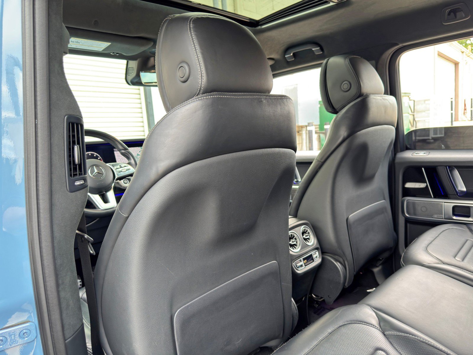 Used 2023 Mercedes-Benz G 550 image 38