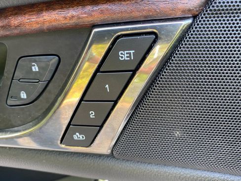 Used 2019 Cadillac CTS Luxury RWD image 17