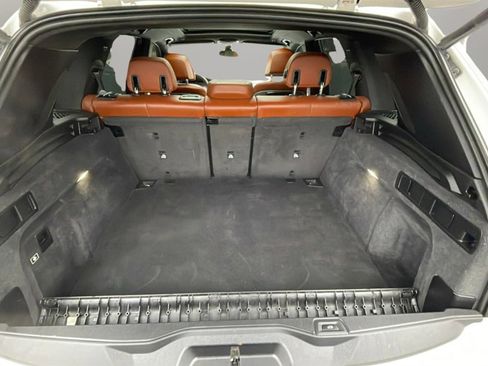 Used 2019 BMW X5 xDrive50i w/ M Sport Package image 16