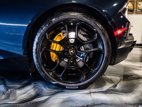 Used 2018 Lamborghini Huracan LP 580-2 image 28