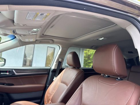 Used 2019 Subaru Outback 3.6R Touring w/ Popular Package #3A image 9