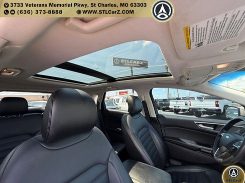 Used 2017 Ford Edge SEL w/ Equipment Group 201A AWD/4WD image 18
