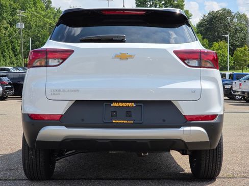 New 2026 Chevrolet TrailBlazer LT w/ Convenience Package AWD/4WD image 17