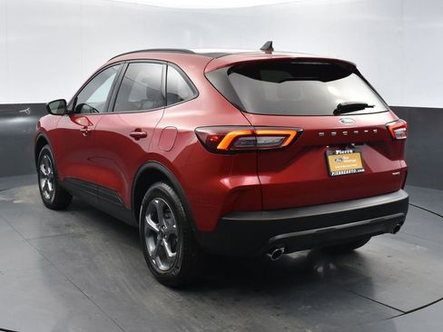 Certified 2025 Ford Escape ST-Line image 7