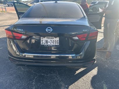 Used 2022 Nissan Altima 2.5 SV