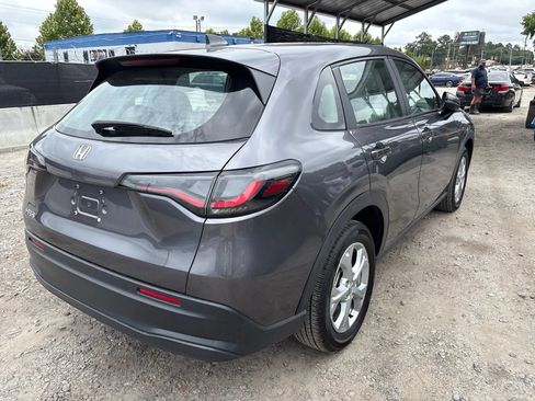 Used 2025 Honda HR-V LX image 2