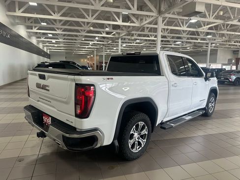 Used 2022 GMC Sierra 1500 SLE AWD/4WD image 5