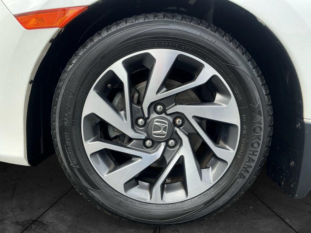 Used 2018 Honda Civic EX image 15