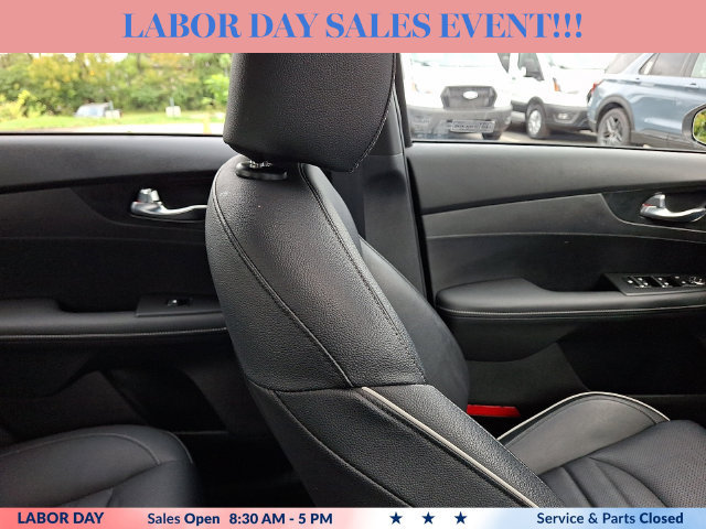 Used 2023 Kia Forte GT-Line w/ GT-Line Premium Package FWD image 13