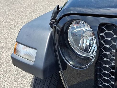 Used 2022 Jeep Gladiator Sport w/ Trailer Tow Package AWD/4WD image 30