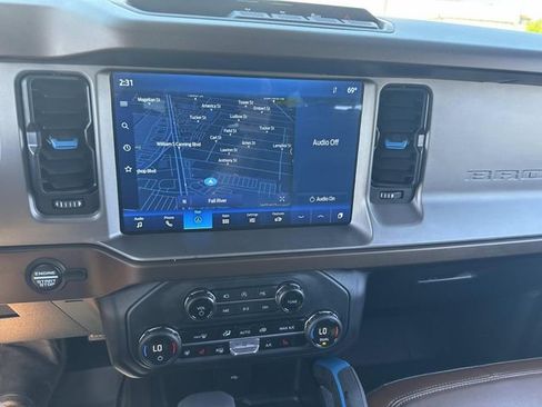 Certified 2023 Ford Bronco Outer Banks AWD/4WD image 27