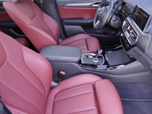 Certified 2023 BMW X3 xDrive30i w/ M Sport Package image 12